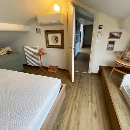 Apartman Splendida Mansarda Sul Mare Savona
